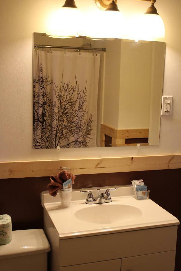 Trail'S End Motel Downtown Lewistown Ngoại thất bức ảnh